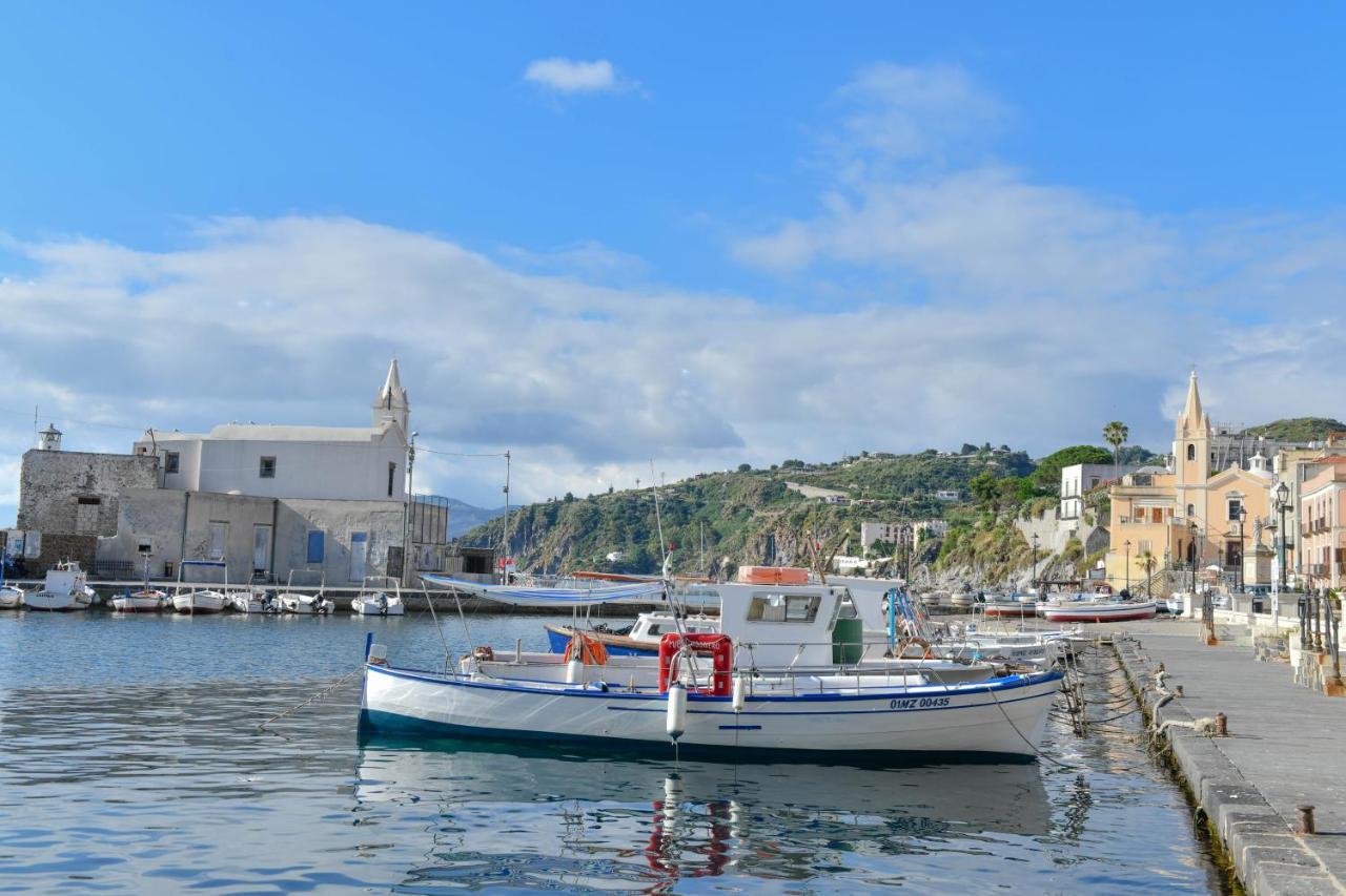 Hotel Mamamia Lipari Zewnętrze zdjęcie