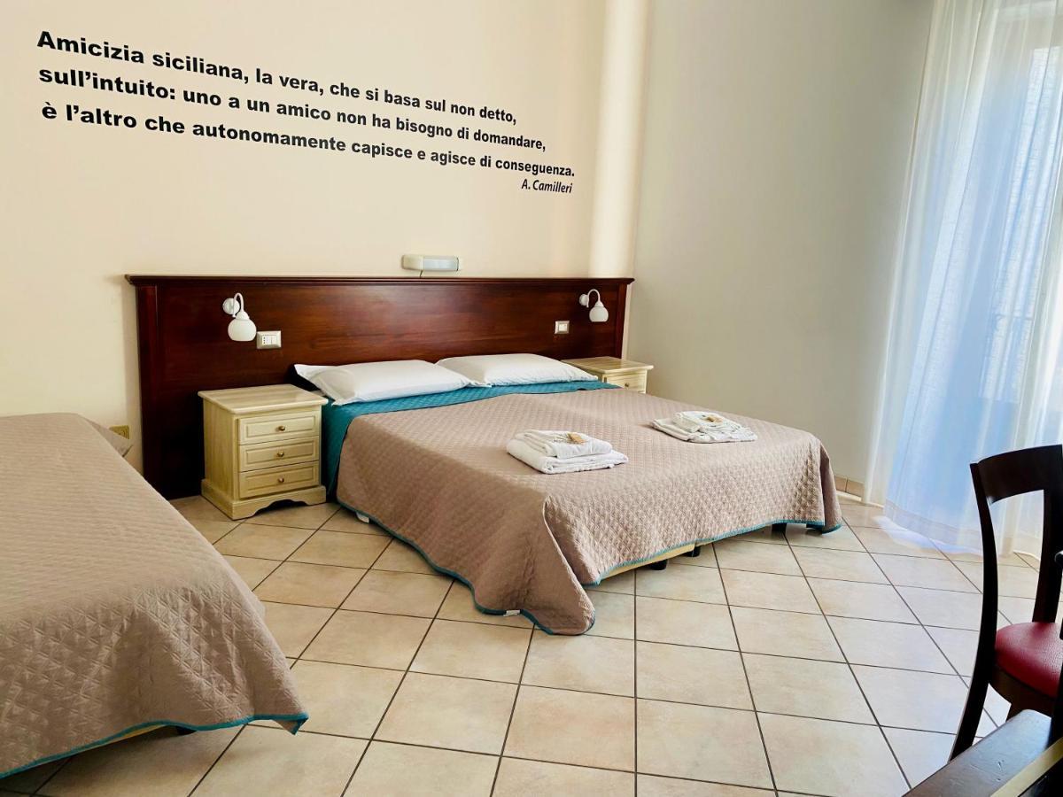Hotel Mamamia Lipari Zewnętrze zdjęcie