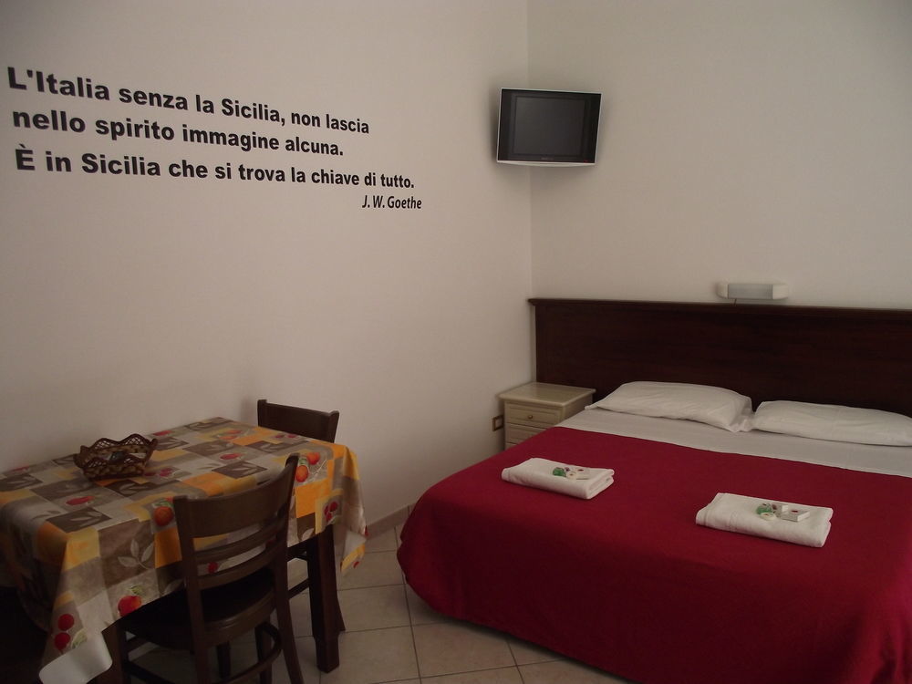 Hotel Mamamia Lipari Zewnętrze zdjęcie