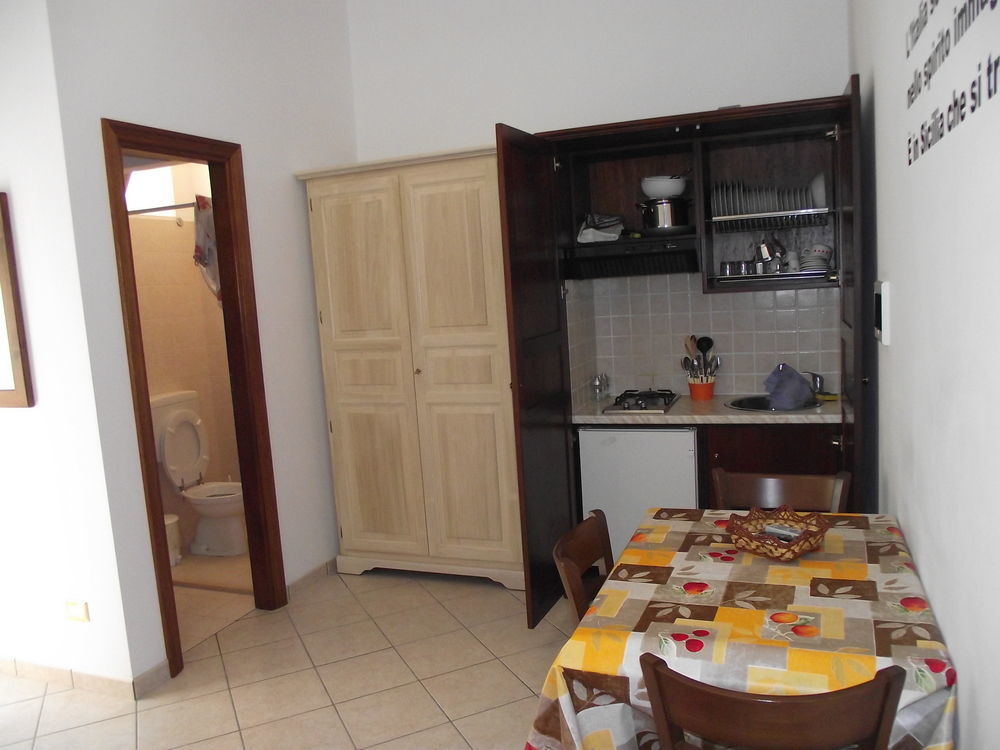 Hotel Mamamia Lipari Zewnętrze zdjęcie