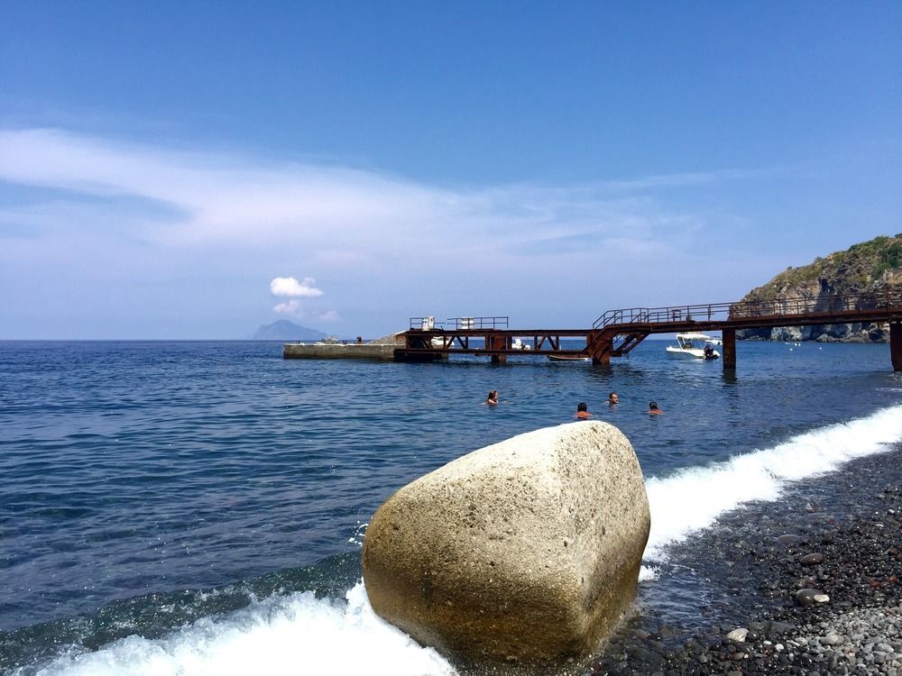 Hotel Mamamia Lipari Zewnętrze zdjęcie